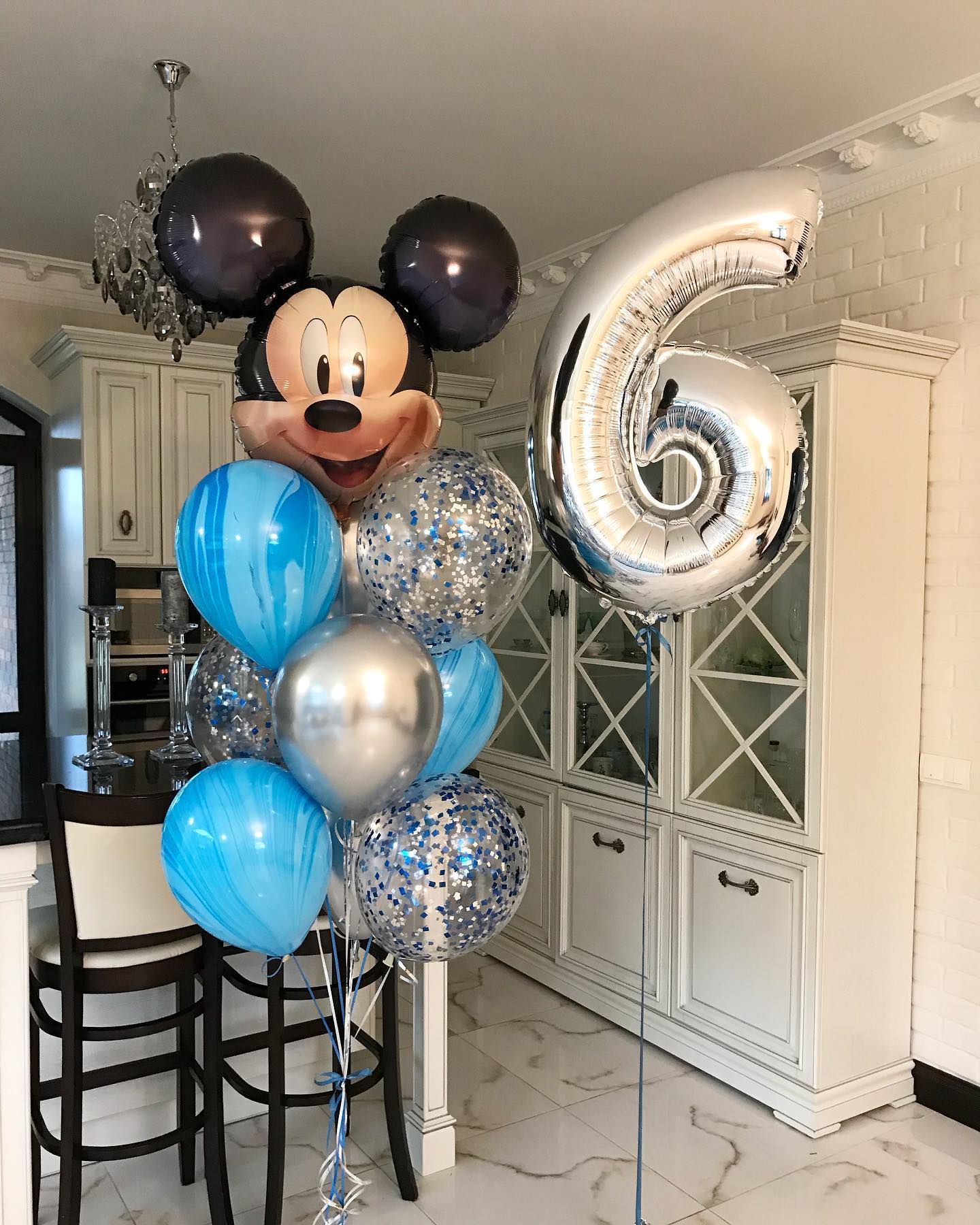 104426437_5562396783