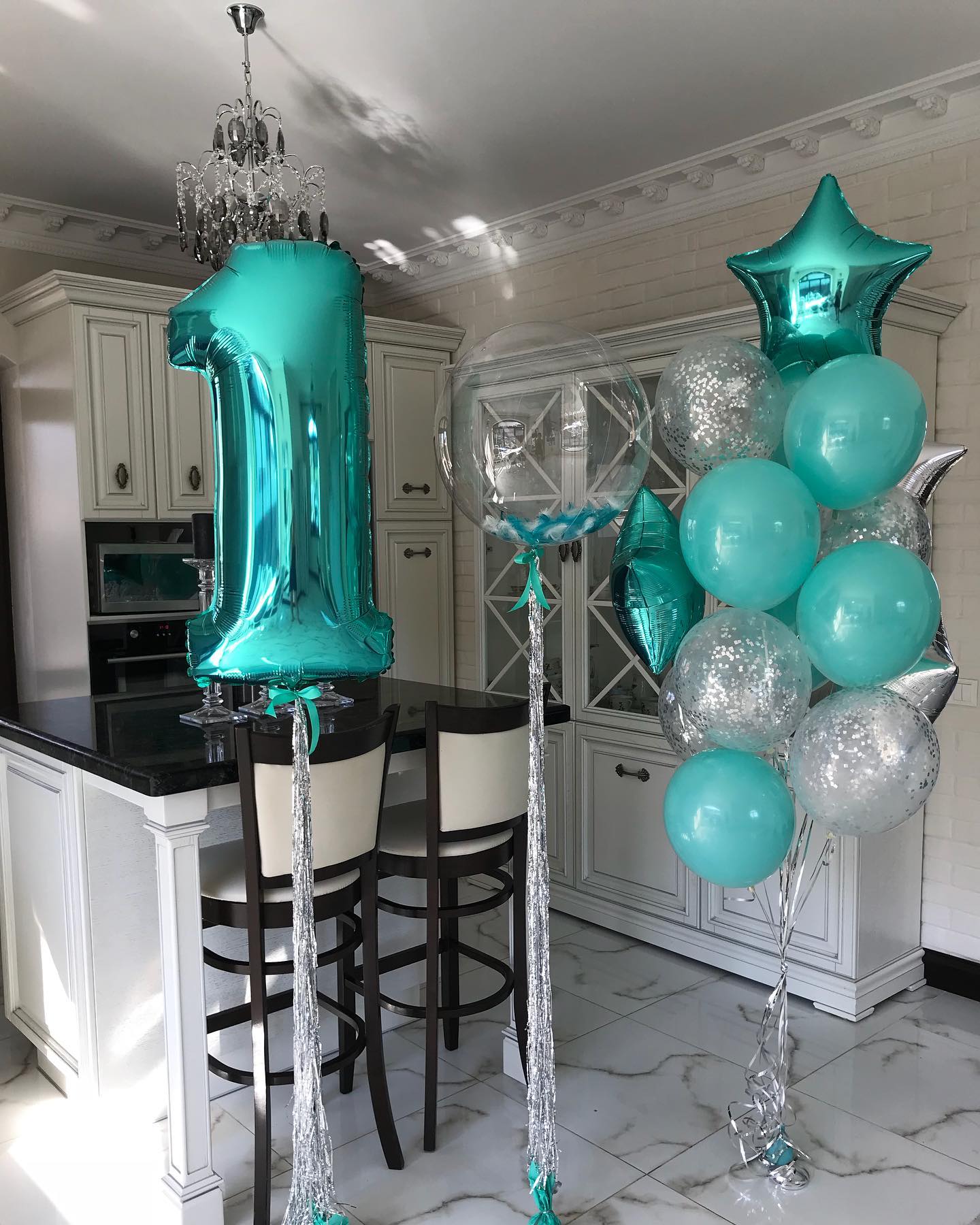 118070382_3453155266