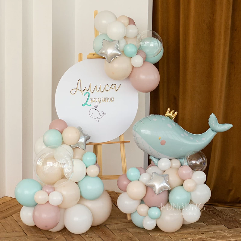 bento_fotozona_s_molbertom_kityenok